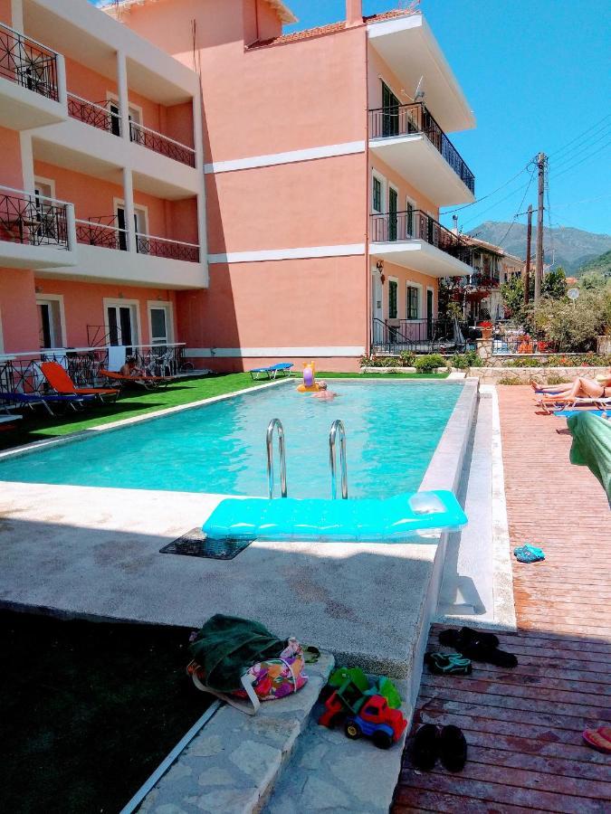 Delfini Hotel Nydri  Ngoại thất bức ảnh
