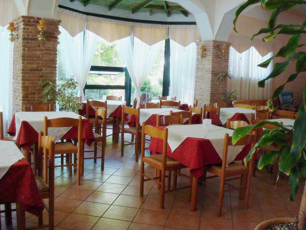 Delfini Hotel Nydri  Ngoại thất bức ảnh