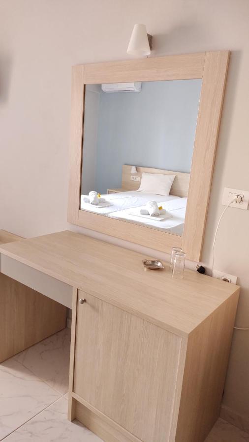 Delfini Hotel Nydri  Ngoại thất bức ảnh
