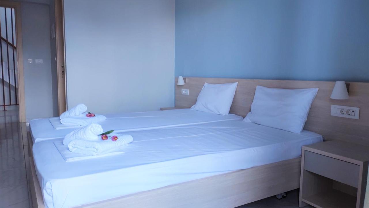 Delfini Hotel Nydri  Ngoại thất bức ảnh