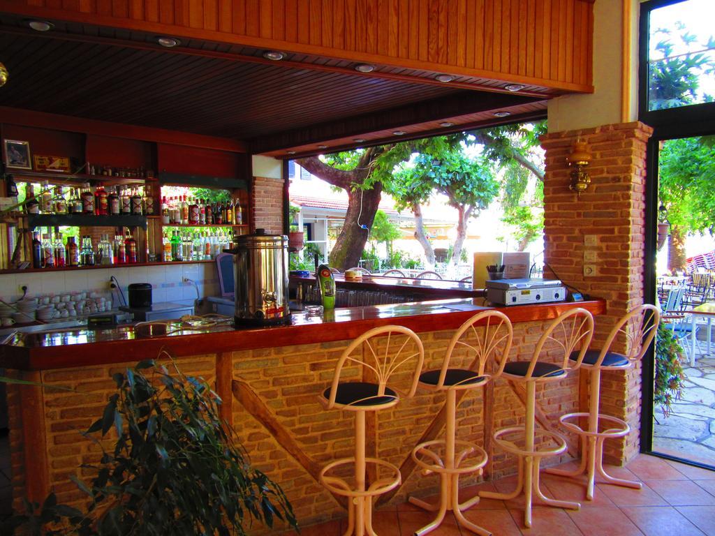 Delfini Hotel Nydri  Ngoại thất bức ảnh