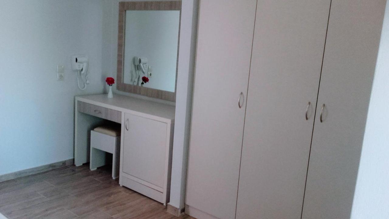 Delfini Hotel Nydri  Ngoại thất bức ảnh