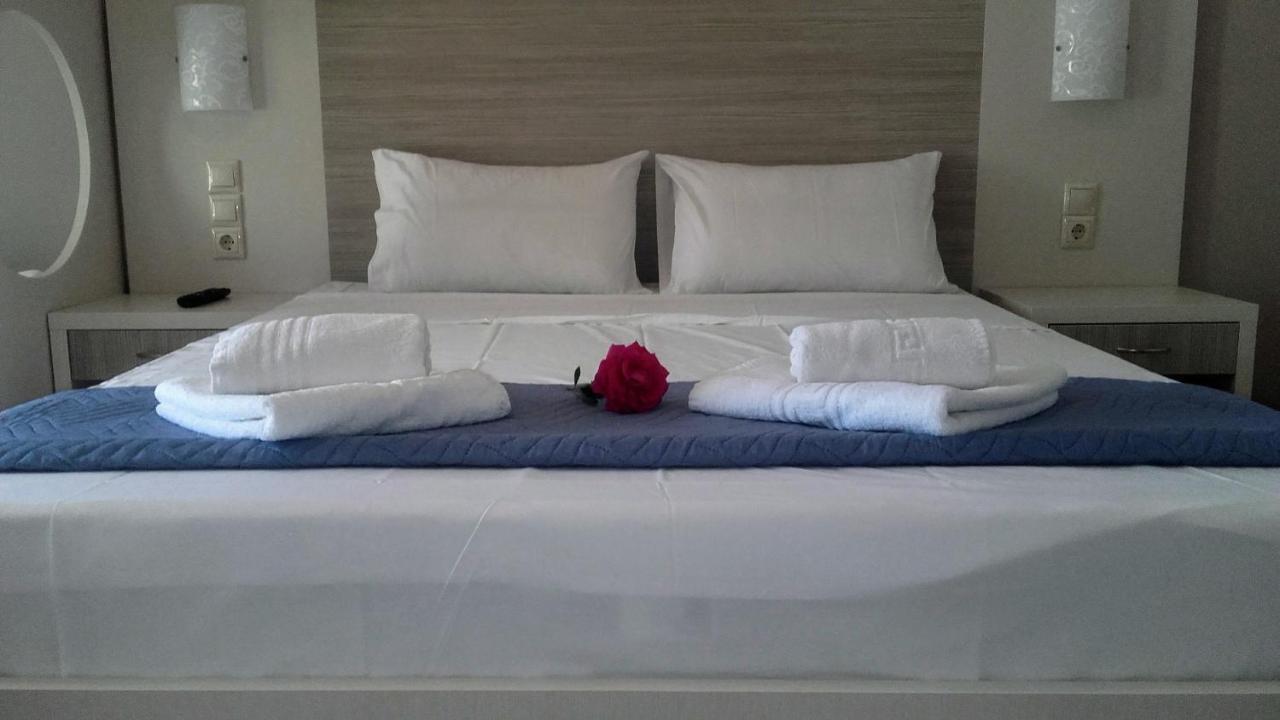 Delfini Hotel Nydri  Ngoại thất bức ảnh